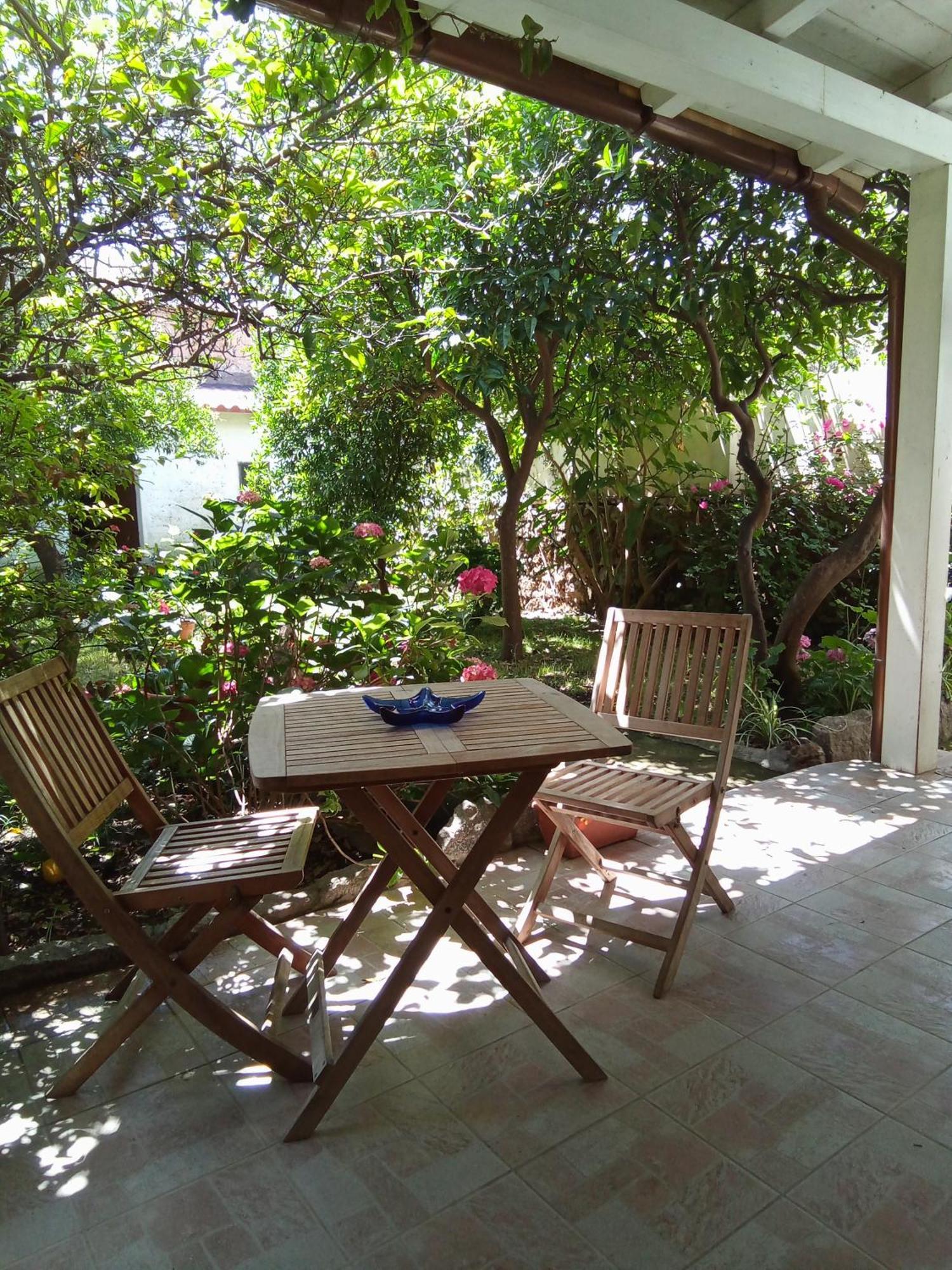 Domo Janas Guesthouse Olbia Exterior photo